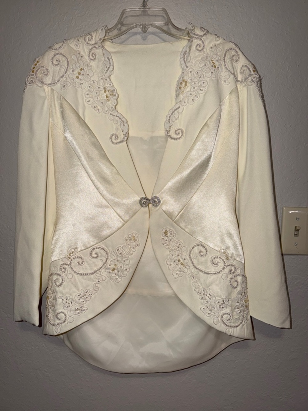 Elegant Cream Embroidered Women’s Dress Jacket